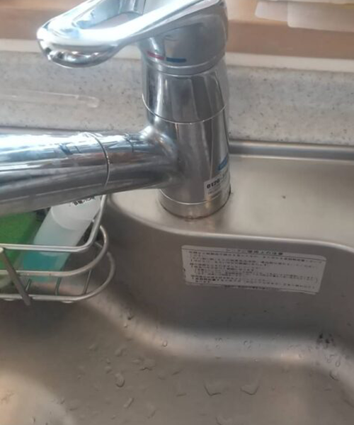 ビルトイン浄水器を設置する前の台所シンク