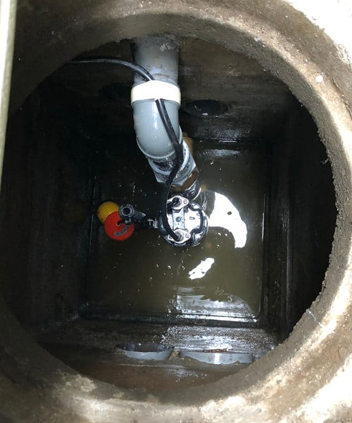 汚水槽のポンプ交換