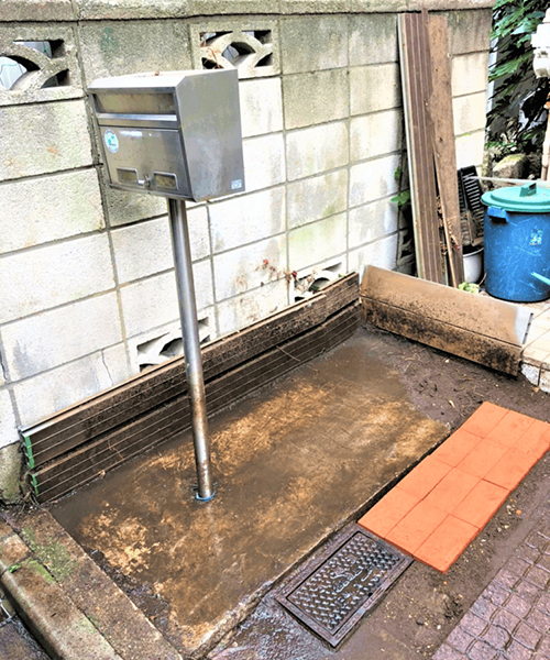 水道メーターボックス周辺の花壇撤去と清掃