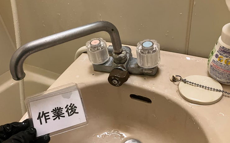 昭島市で水漏れする浴室蛇口を部品交換して修理