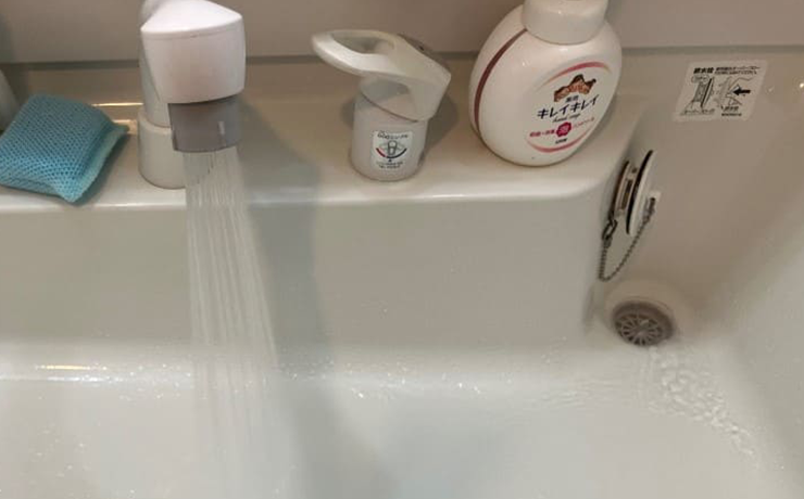 多摩市で水の出が悪くなった洗面蛇口を改善