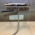 TOTOの壁付サーモスタット混合水栓に交換して修繕