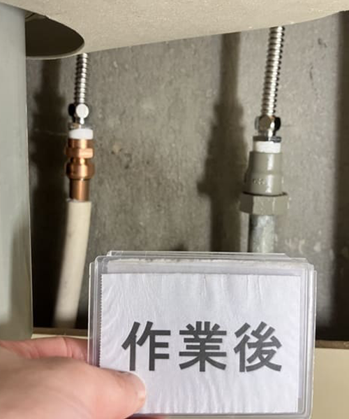 給水管と給湯管の切り回し