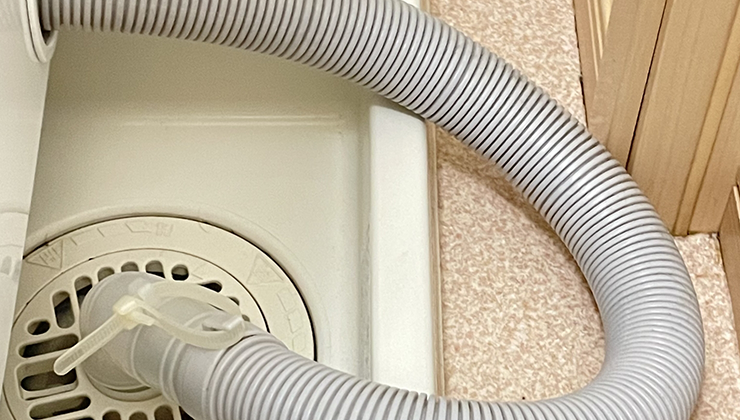 洗濯機の排水側