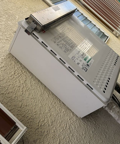 水漏れを起こしたノーリツ製の給湯器