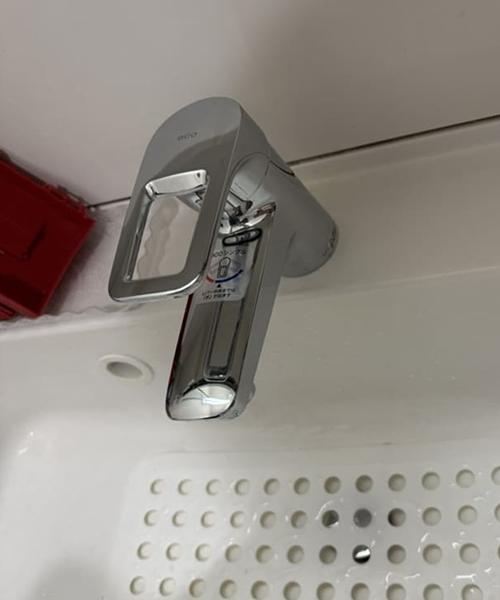 TOTOの台付シングル混合水栓「TLHG31AEFR」に蛇口交換