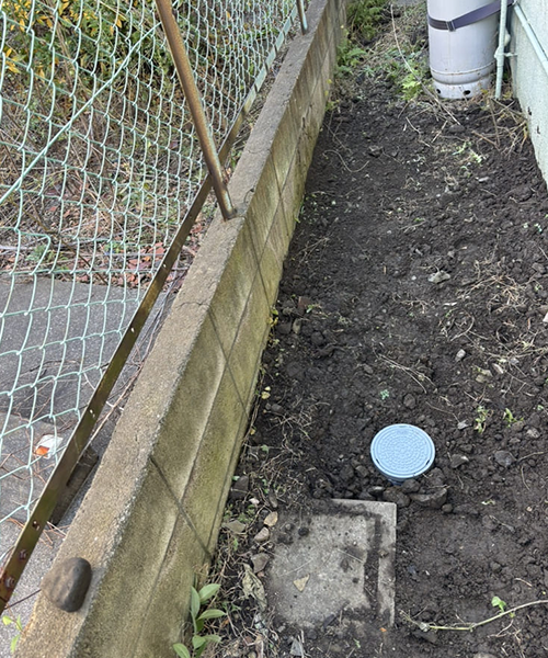 屋外の台所桝の工事中