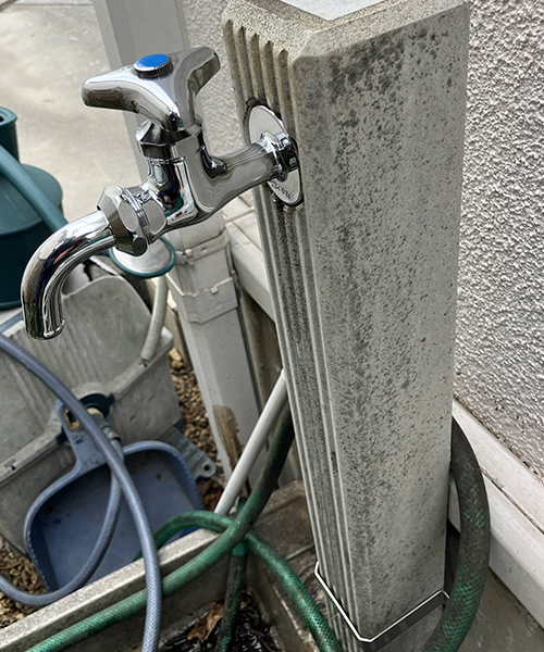 蛇口交換した立水栓