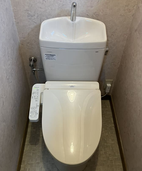 トイレの交換工事完了