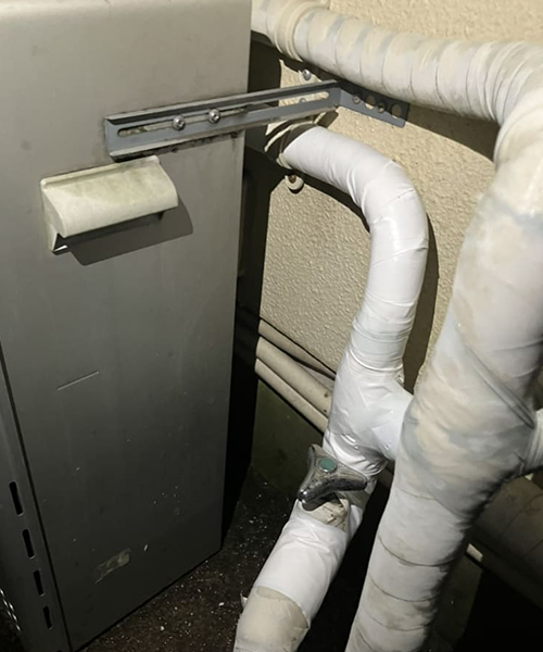 給湯器のフレキ管を交換して水漏れ修理