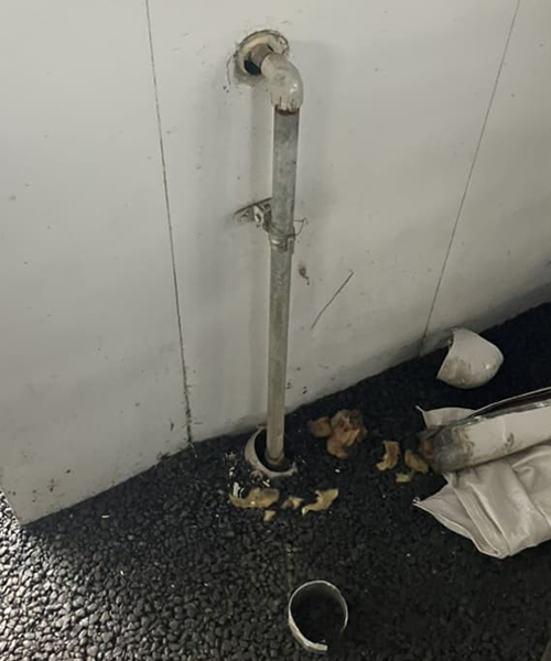 地中にある給水管の漏水調査