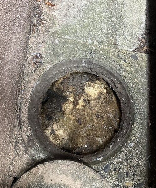 石桝で詰まり発生