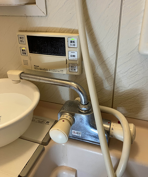 水漏れを起こした浴室蛇口