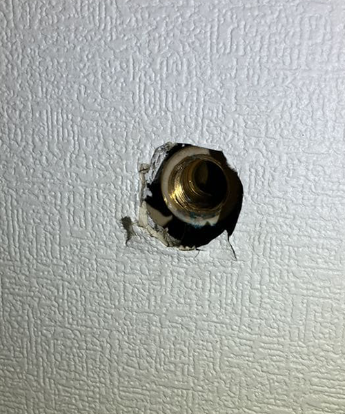 洗濯機蛇口の不具合の原因を調査