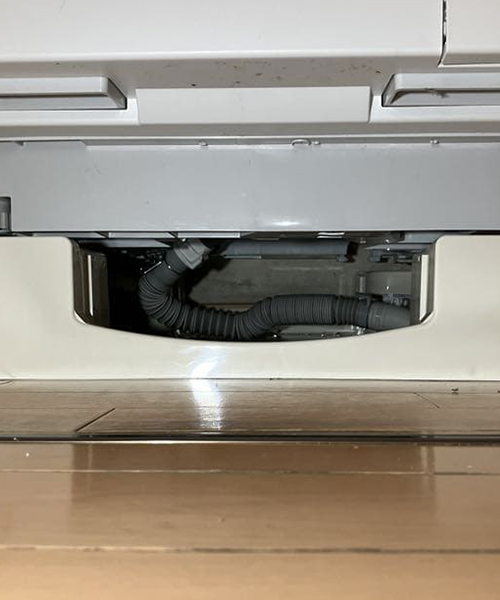 洗濯機の脱着と洗濯パン交換と洗濯トラップ交換