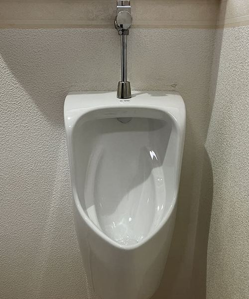 小便器の交換完了