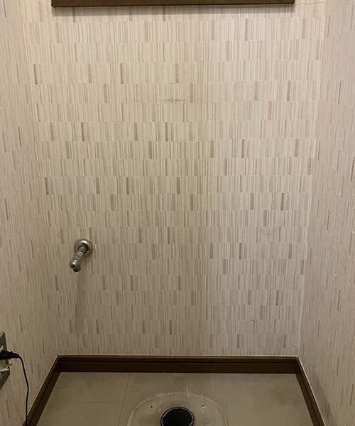 トイレの交換作業中