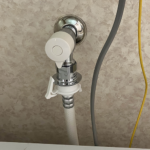 新しい洗濯機用水栓に交換