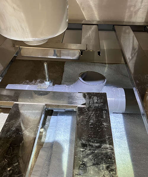 排水ホースの交換作業