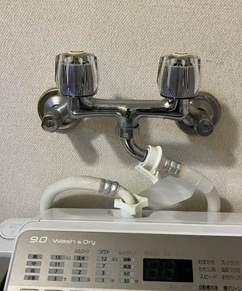 2ハンドル混合栓の洗濯機蛇口から水漏れ発生