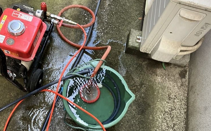 越谷市で台所での排水詰まりを高圧洗浄して解消