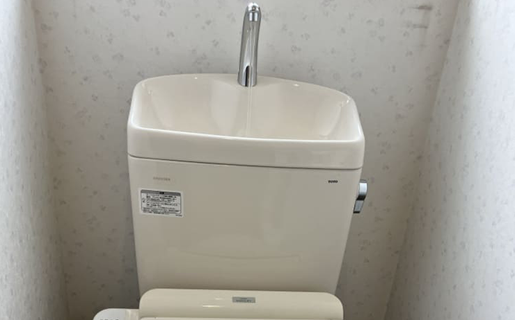 狛江市でレバーが空回りするトイレを一式交換
