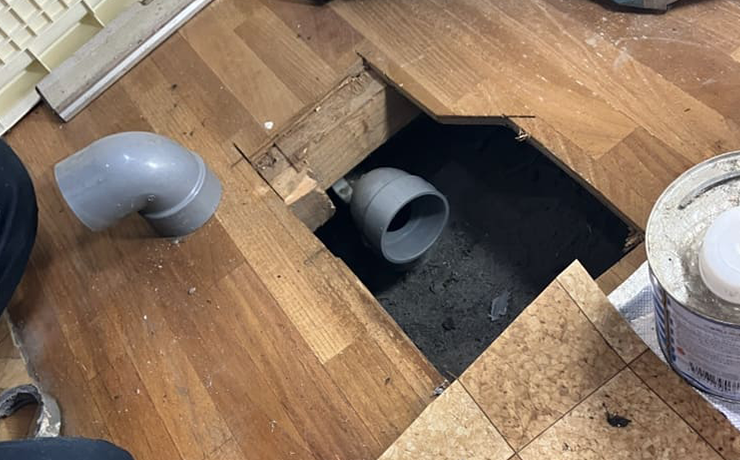 さいたま市大宮区で洗濯パンと排水トラップを交換して水漏れ修理