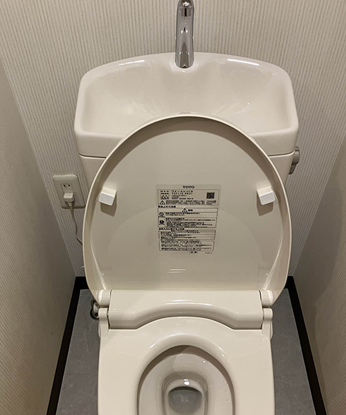 TOTOのピュアレストにトイレ交換