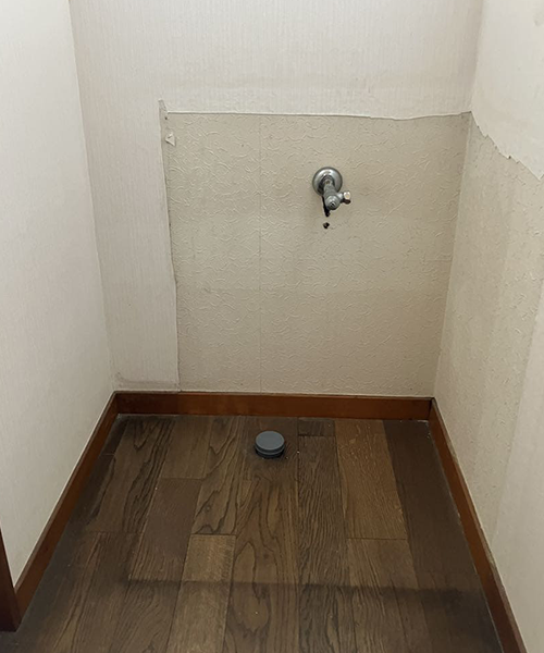 洗面台の撤去後