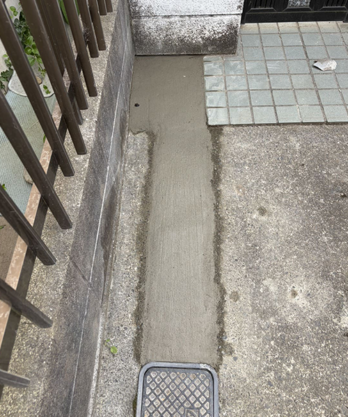給水管の引き直しに伴いモルタル復旧