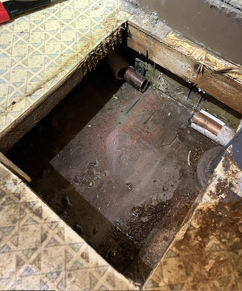 給湯管の交換作業