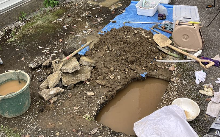 新座市で地中の給水管を一部交換して漏水修理
