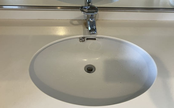 品川区で水が止まらない洗面台蛇口を交換