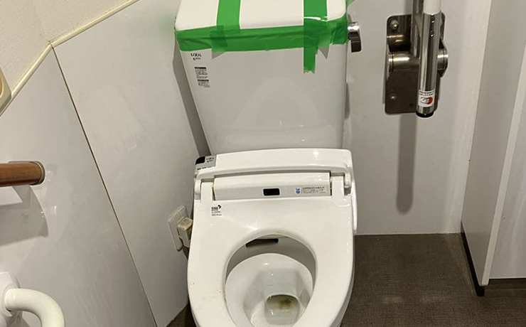 杉並区でトイレを脱着して排水詰まりを除去